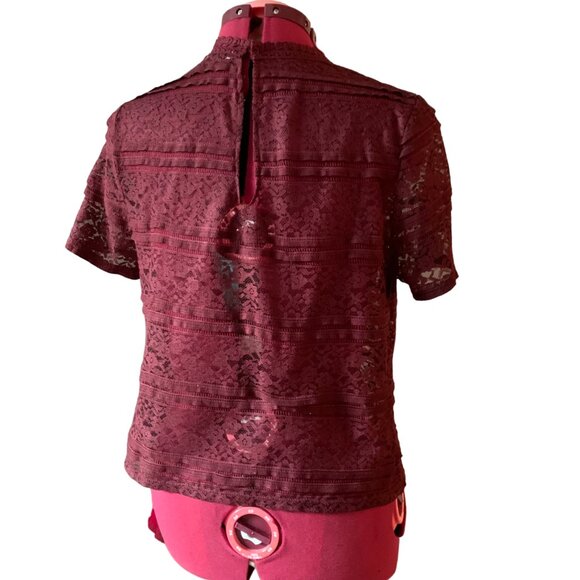 LUSH - burgundy Sheer Lace embroidery top - Short sleeves - high neck - large - Picture 5 of 11